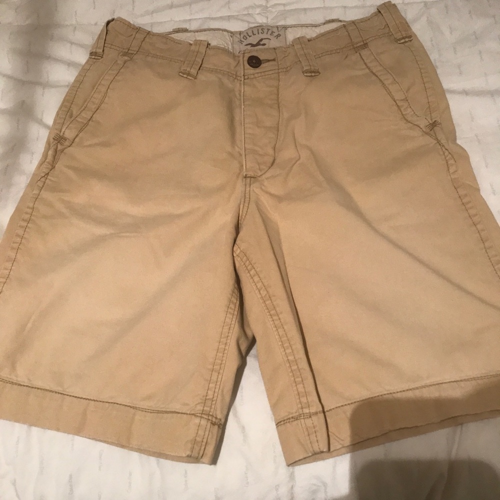 Hollister cargo shorts